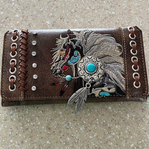 NWOT Embroidered Western Horse Design Tri Fold Zip Faux Leather Wallet - Picture 1 of 8